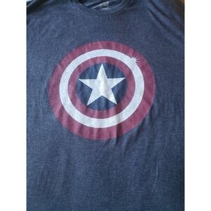 Marvel Comic Size Medium Mens Captain America 🇺🇸 T-Shirt  Cotton / Poly EUC‎